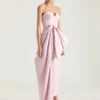 Avondbustierjurk van polyfaille met strikdetail Avondbustierjurk van polyfaille met strikdetail