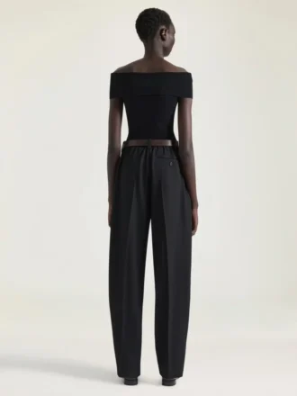 broek met dubbele plooien van wol 2 2 330x440 - Broek met dubbele plooien van wol