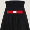 Bustier-avondjurk met cape aan de achterkant van kant Bustier-avondjurk met cape aan de achterkant van kant