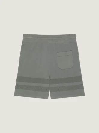 Gebreide korte broek met mesh-details Gebreide korte broek met mesh-details