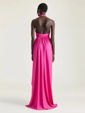 Halterneck gedrapeerde jurk van jersey Halterneck gedrapeerde jurk van jersey