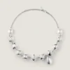 Ketting met puntige parels van metaal en parels Ketting met puntige parels van metaal en parels