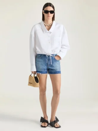 Korte broek van middenblauwe denim
