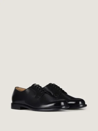 Label Derbys van leer