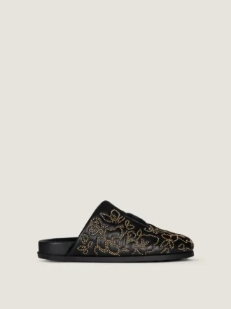 Label platte muiltjes van leer met studs