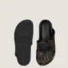 Label platte muiltjes van leer met studs Label platte muiltjes van leer met studs