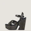 Lederen platformclogs met studs Lederen platformclogs met studs