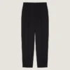 Op maat gemaakte broek met dubbele plooi van wollen twill Op maat gemaakte broek met dubbele plooi van wollen twill