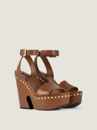 Platformclogs van leer met studs Platformclogs van leer met studs