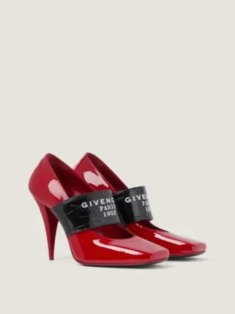 Pumps met vierkante snit en Givenchy-tape in lakleer
