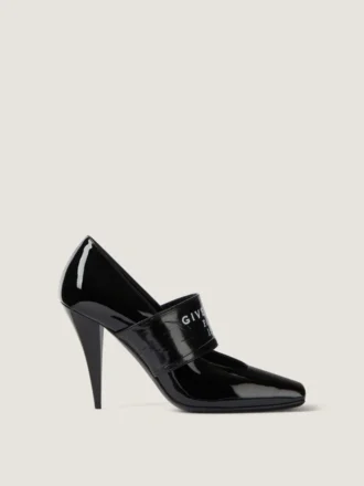Pumps met vierkante snit en Givenchy-tape in lakleer