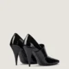 Pumps met vierkante snit en Givenchy-tape in lakleer Pumps met vierkante snit en Givenchy-tape in lakleer