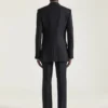 Rechte, op maat gemaakte broek van gestreepte wol Rechte, op maat gemaakte broek van gestreepte wol