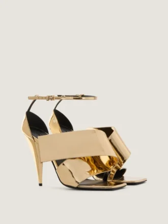 Sandalen met hak en vierkante neus van leer met spiegeleffect