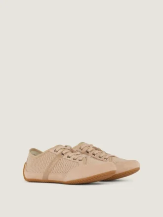 Slanke sneakers van mesh en suède Slanke sneakers van mesh en suède