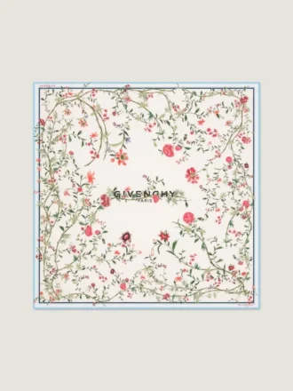 Square in zijde met bloemenprint