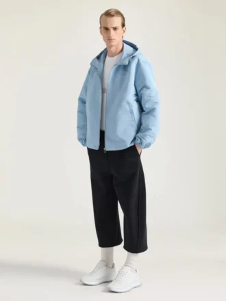 Sneakers van glanzend gewatteerd leer